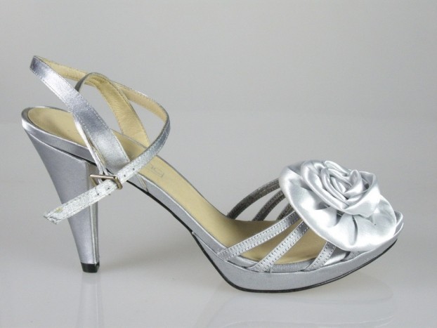 Sandalias plata .2688