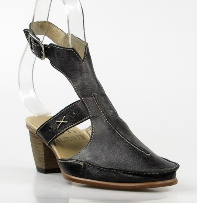 zapatos negros piel blanda.u544