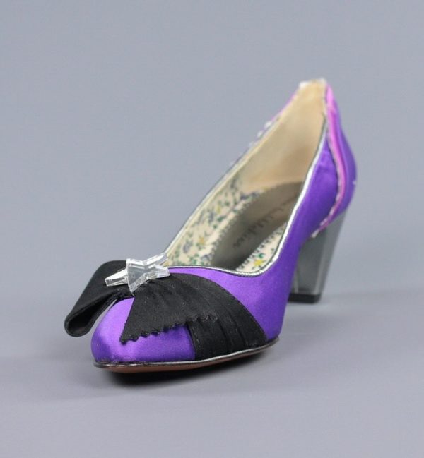 Zapatos lila raso.u845x